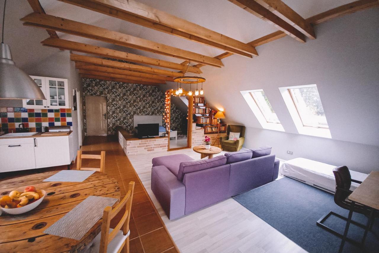 Pannonia Apartment Göd Exteriör bild